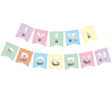 Makaron Renkli İyiki Doğdun Yazısı